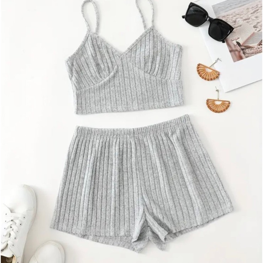 Ribbed v neck cami top & shorts